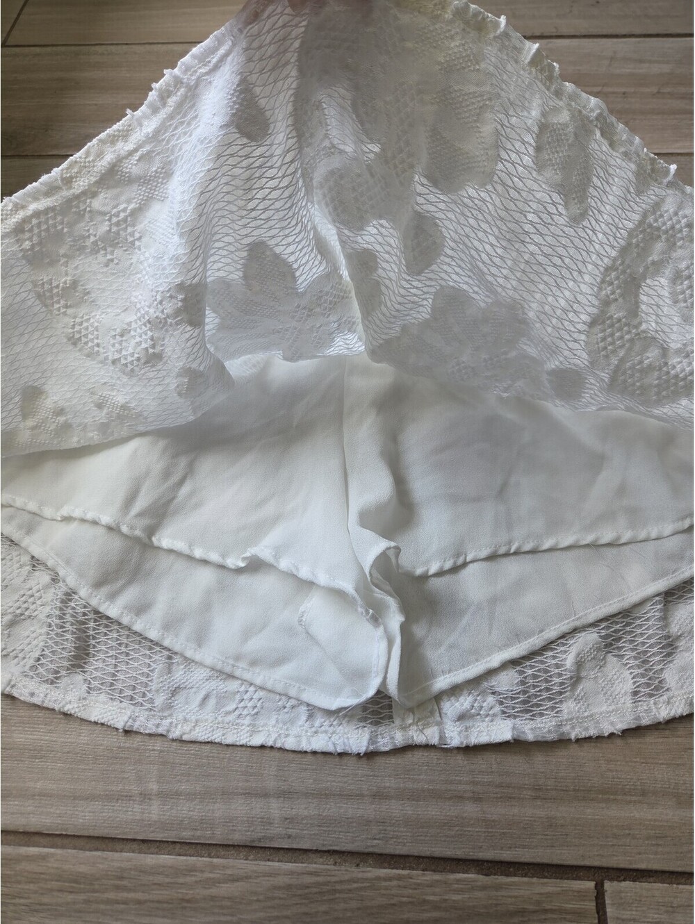 Lacy skort - Picture 3 of 8